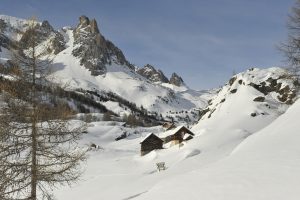 Sneeuwwandelen langs bijzondere hutten in de Névache | Bergwandelen.com